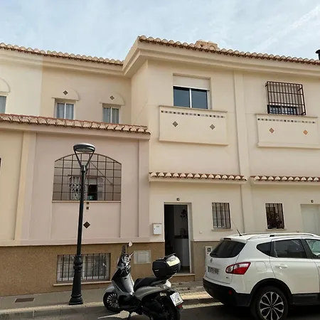Global Pluton Apartment